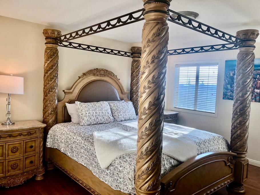 Willa 2500 Sq House In Springbank Hill Bl 261818 Calgary Zewnętrze zdjęcie