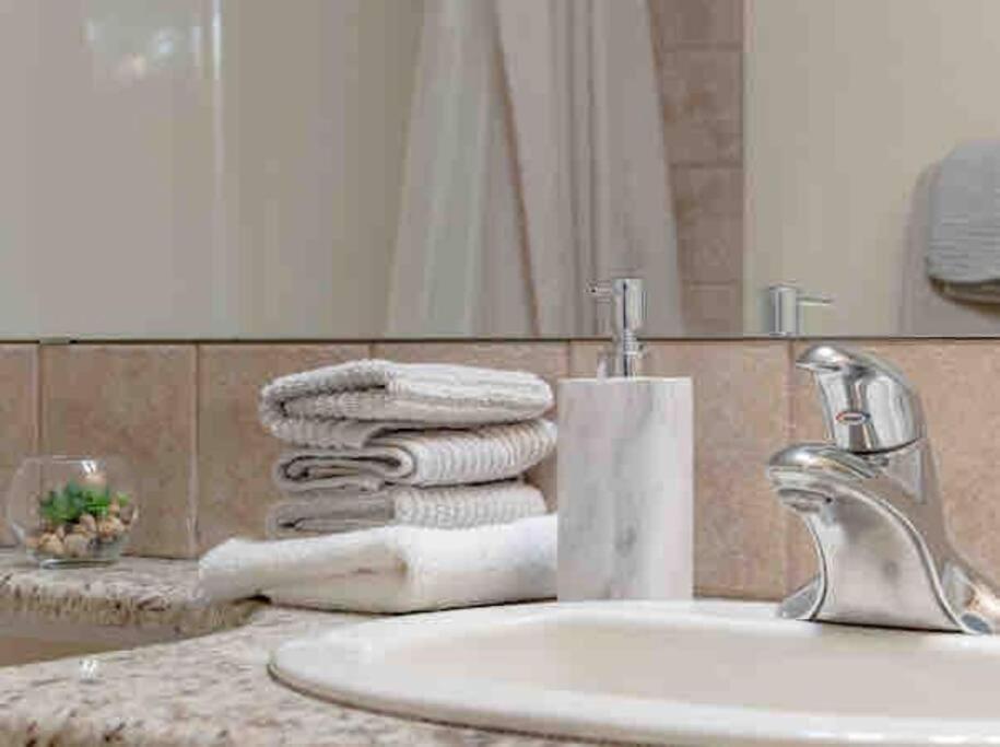 Willa 2500 Sq House In Springbank Hill Bl 261818 Calgary Zewnętrze zdjęcie