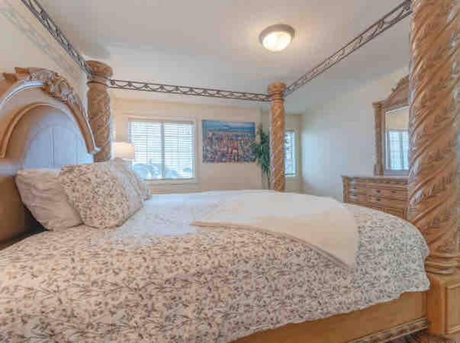 Willa 2500 Sq House In Springbank Hill Bl 261818 Calgary Zewnętrze zdjęcie