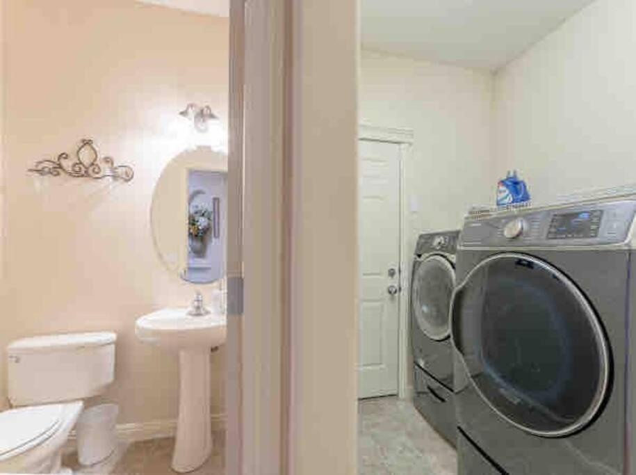 Willa 2500 Sq House In Springbank Hill Bl 261818 Calgary Zewnętrze zdjęcie