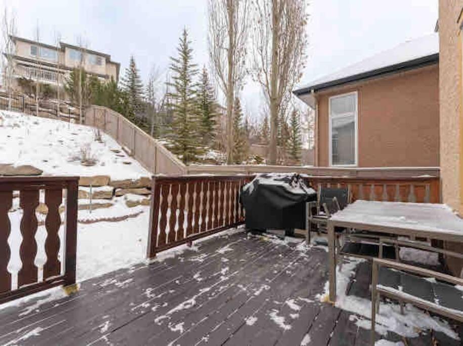 Willa 2500 Sq House In Springbank Hill Bl 261818 Calgary Zewnętrze zdjęcie